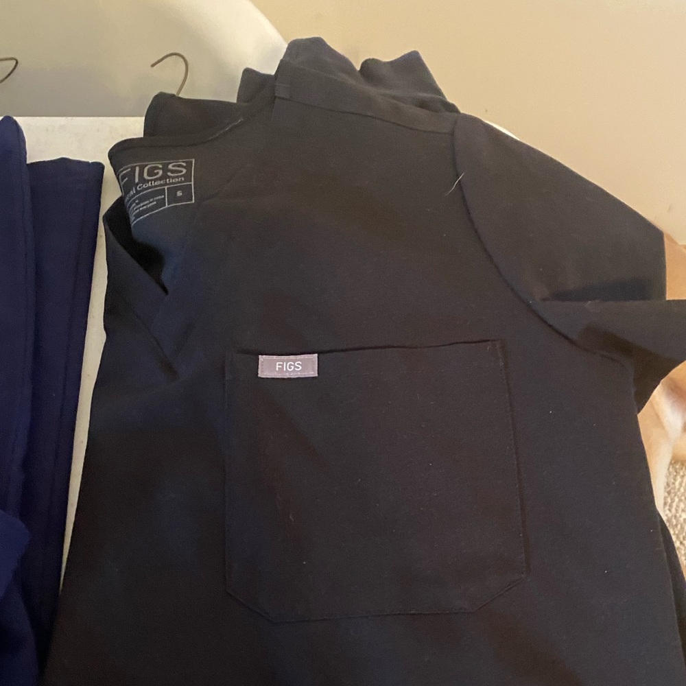 Figs Brand scrub set
